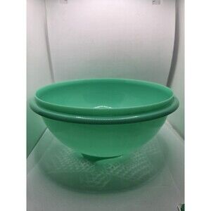 Vintage Tupperware Jadite Green 3 Quart Colander
